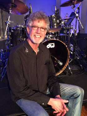 Dennis Holt